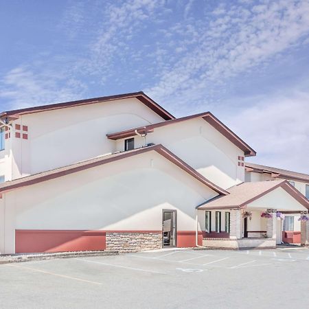 Super 8 By Wyndham Montgomery Maybrook Екстер'єр фото