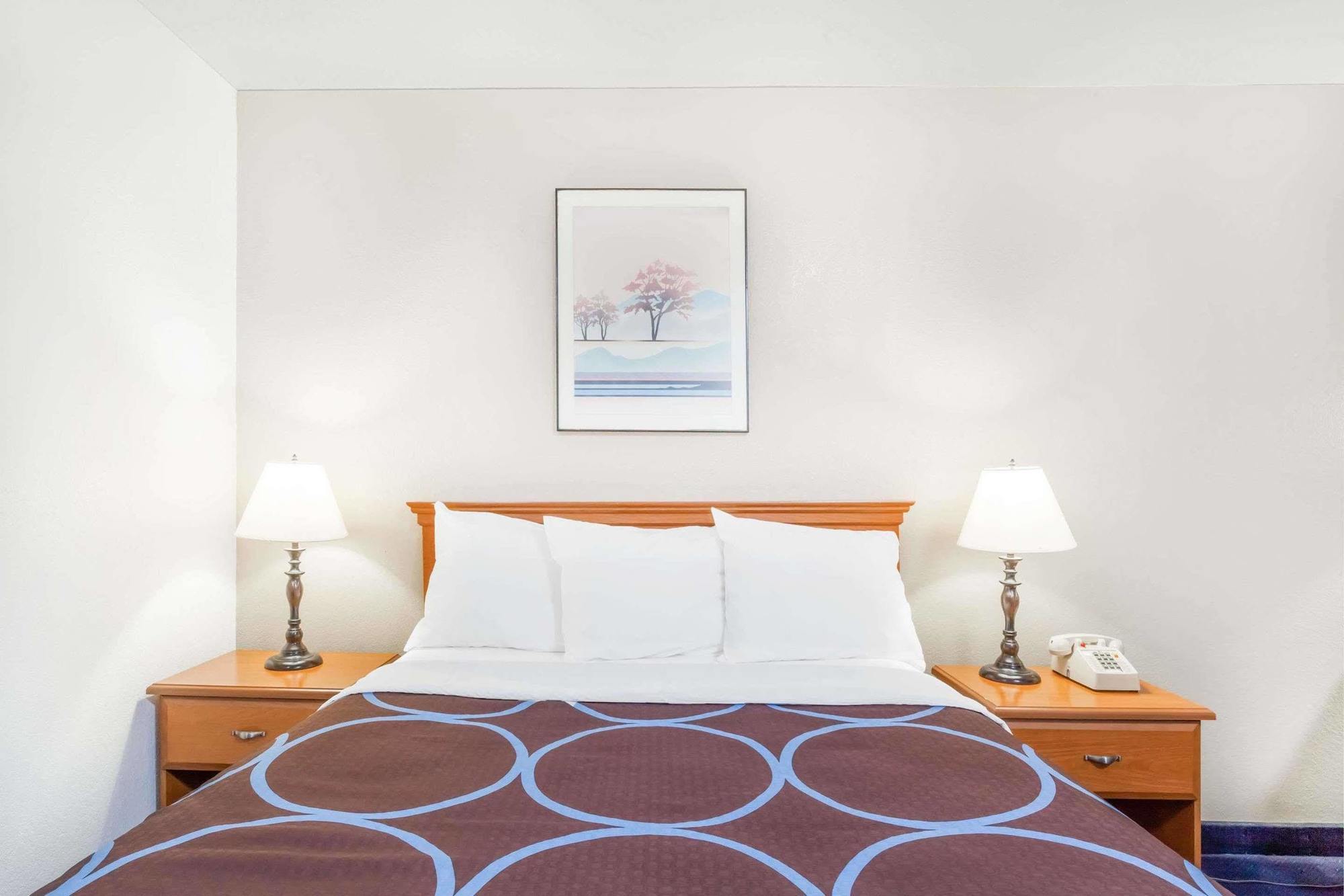 Super 8 By Wyndham Montgomery Maybrook Екстер'єр фото